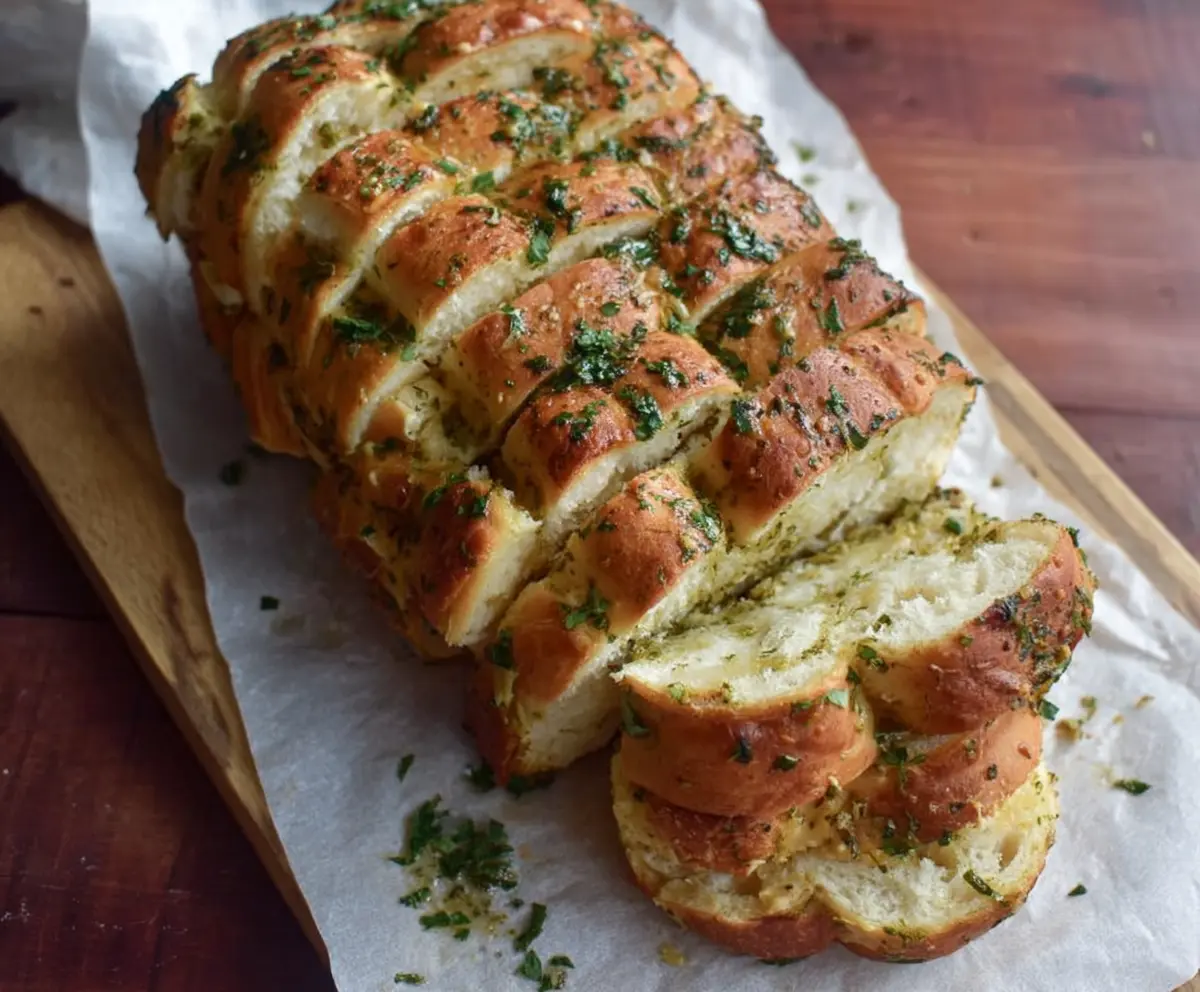 Golden Sourdough Discard Garlic Pull Apart Bread with crispy edges and aromatic garlic topping